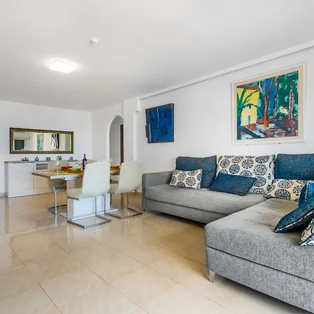 Magnífico Sol Paraíso Apartamento *